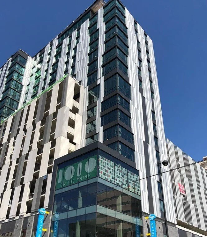 Grocery-anchored residential tower